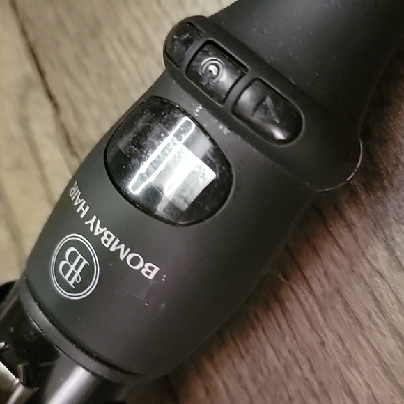 💥BOMBAY Black collection 1.25" Curling Iron Wand - Picture 2 of 5